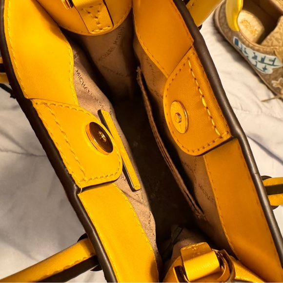 Yellow Michael Kors crossbody. - Picture 3 of 3